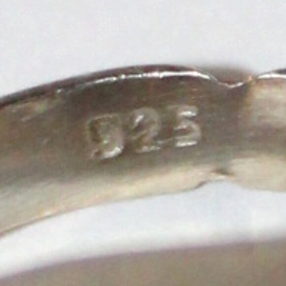 Sterling Silver Purple & Green Stone Ring - Picture 5 of 7